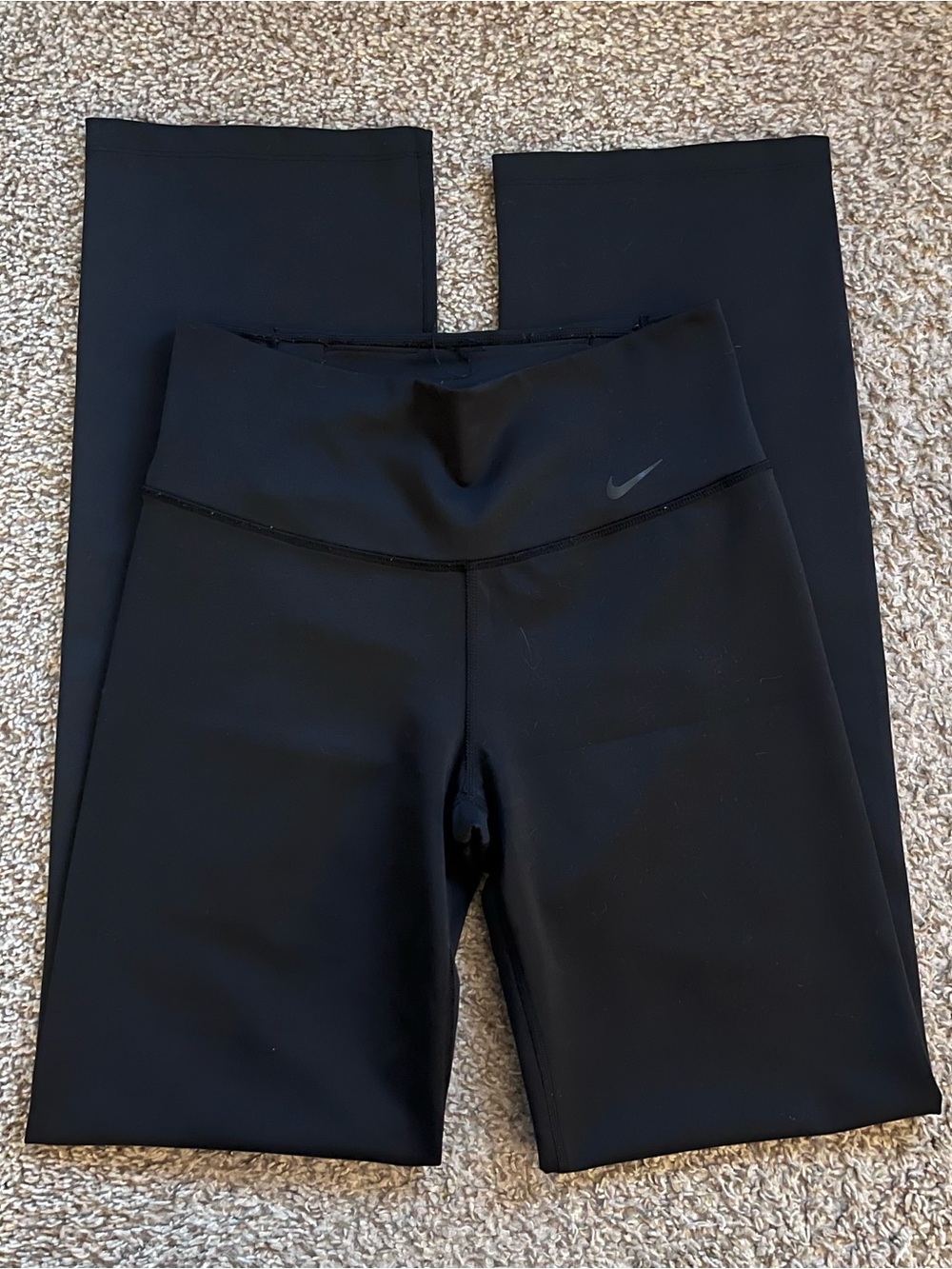 Nike Women’s Black High-Waist Straight Leg Pants